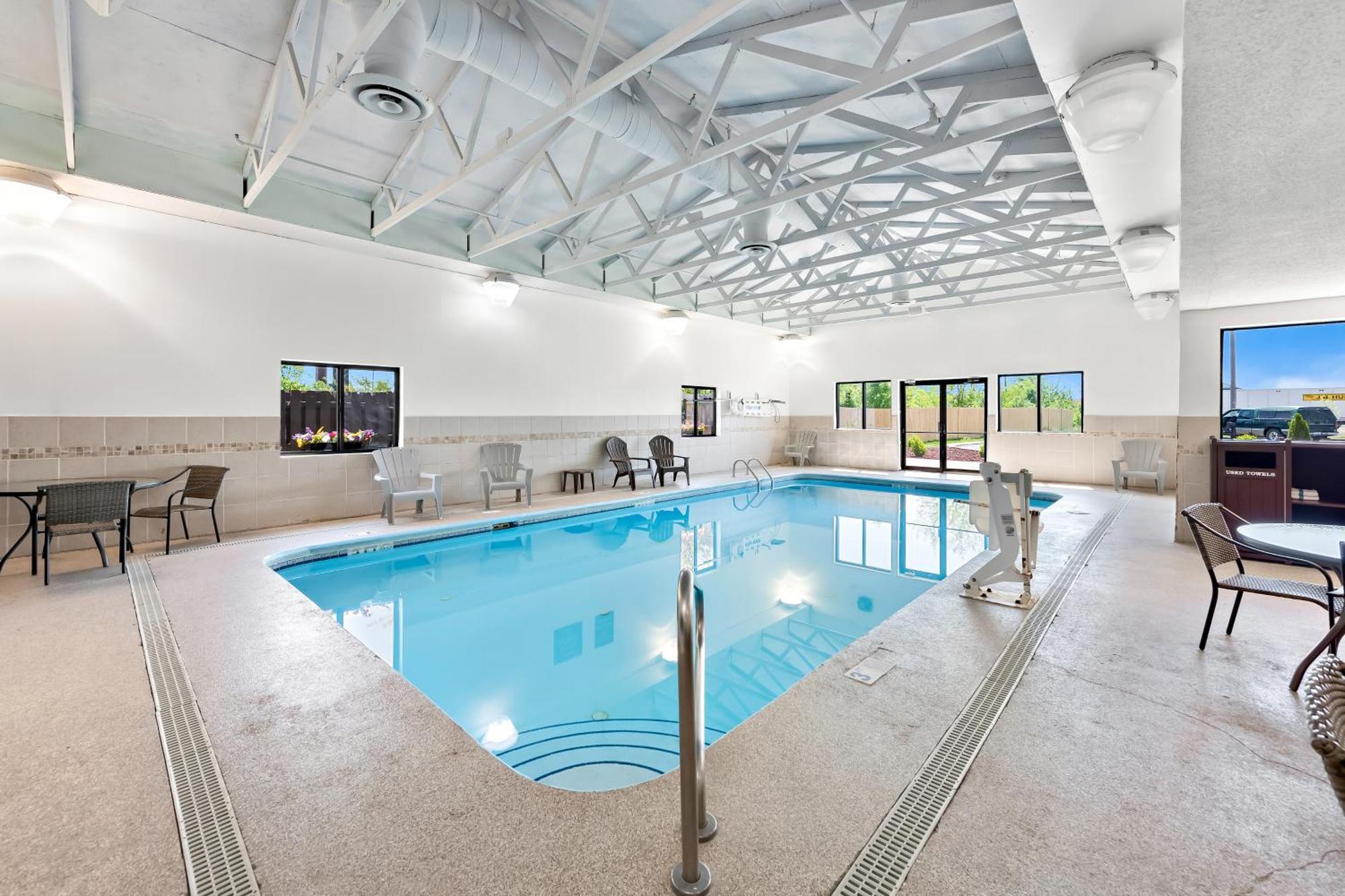 Comfort Suites קולומבוס מראה חיצוני תמונה